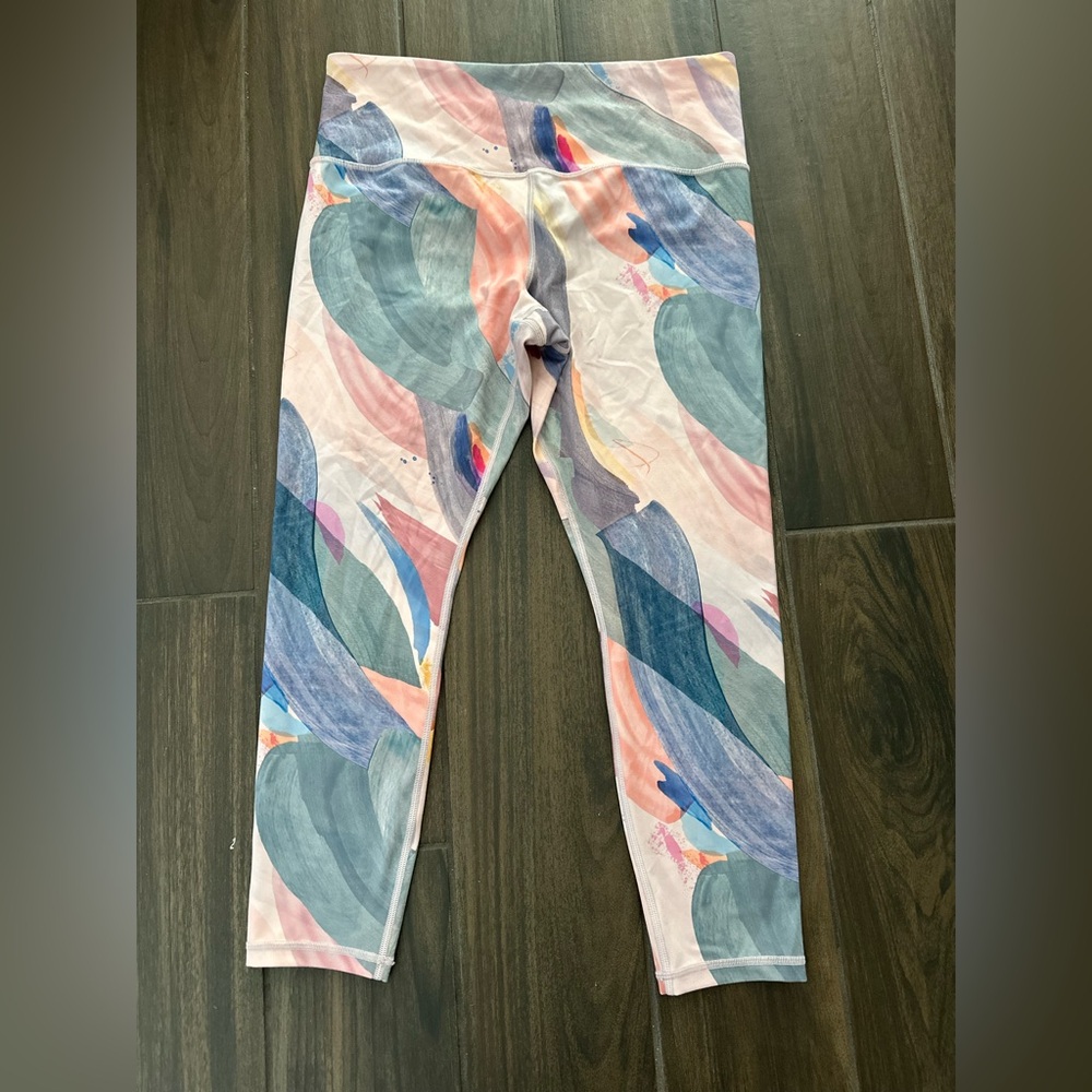 Athleta women’s Elation Tight 7/8 Leggings - Multicolor Abstract Design L